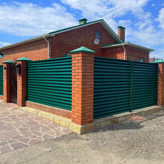 Забор жалюзи ламели Еврожалюзи RAL6005 Зеленый Мох